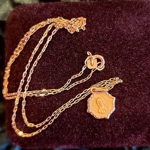 Vintage 10k dainty italian gold necklace with beautiful 2 tone charm